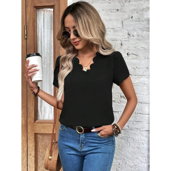 Kadın Kısa Kollu Lazer V Yakalı Ithal Krep Bluz