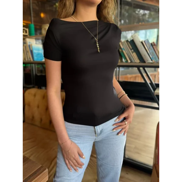 Kadın Kısa Kollu Tek Omuzu Açık Büzgülü Viskon Bluz