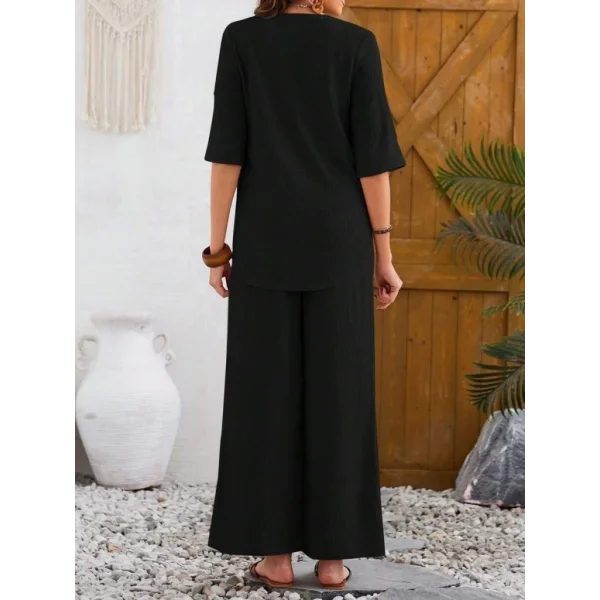 Kadın Kısa Kollu V Hakim Yaka Düğmeli Bürümcük Bluz Ve Pantolon Ikili Takım