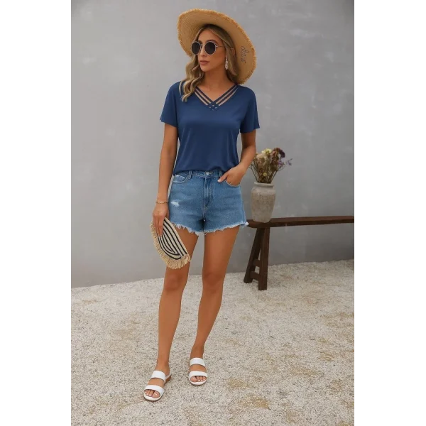 Kadın Kısa Kollu V şerit Yakalı Viskon Bluz