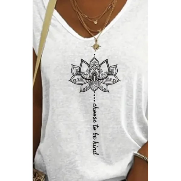 Kadın Kısa Kollu V Yaka önü Desenli Salaş Viskon Bluz