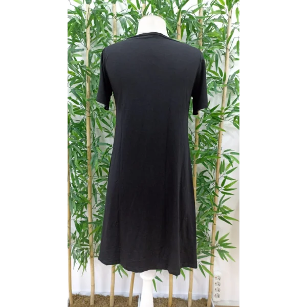 Kadın Kısa Kollu V Yaka önü Düğmeli Viskon Elbise