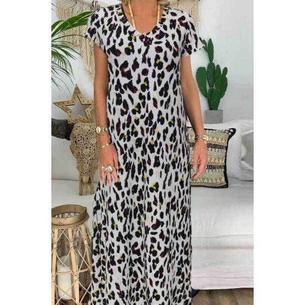 Kadın Kısa Kollu V Yaka Tam Boy Zebra Desen Pegasus Kumaş Elbise