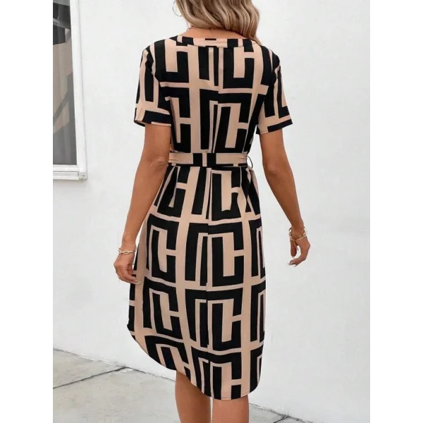 Kadın Kısa Kollu V Yakalı Desenli Kuşaklı Süprem Elbise