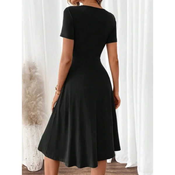 Kadın Kısa Kollu V Yakalı önden Düğmeli A Kesim Dokuma Elbise