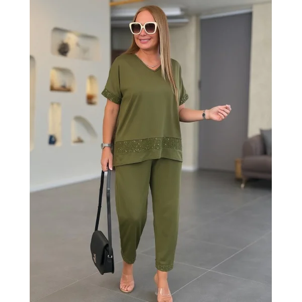 Kadın Kısa Kollu V Yakalı Pul Payetli Viskon Iki Iplik Bluz Ve Pantolon Ikili Takım