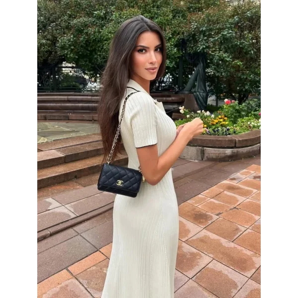 Kadın Kısa Kollu Yakalı önden Düğmeli Maxi Triko Elbise