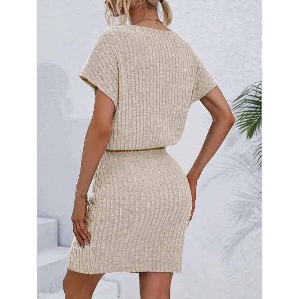 Kadın Kısa Kollu Yakası Açık Belden Lastikli Yandan Bağlamalı Kalın Fitilli Kaşkorse Elbise