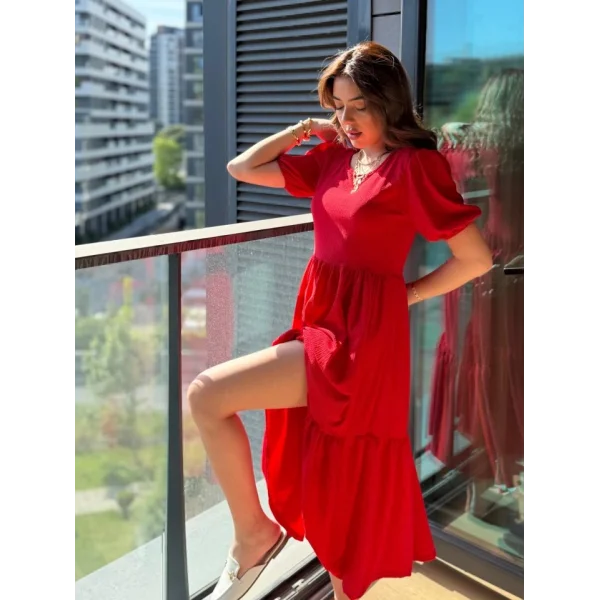 Kadın Kısa Kollu Yakası Açık Katlı Bürümcük Balon Elbise