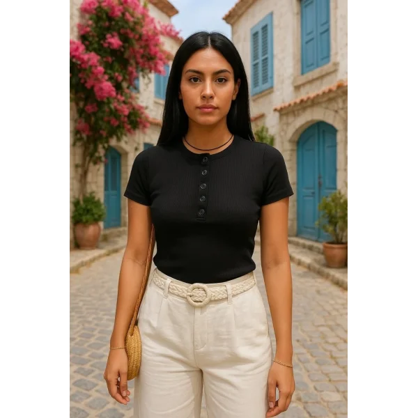 Kadın Kısa Kollu Yuvarlak Yakalı Düğme Detay Kaşkorse Bluz