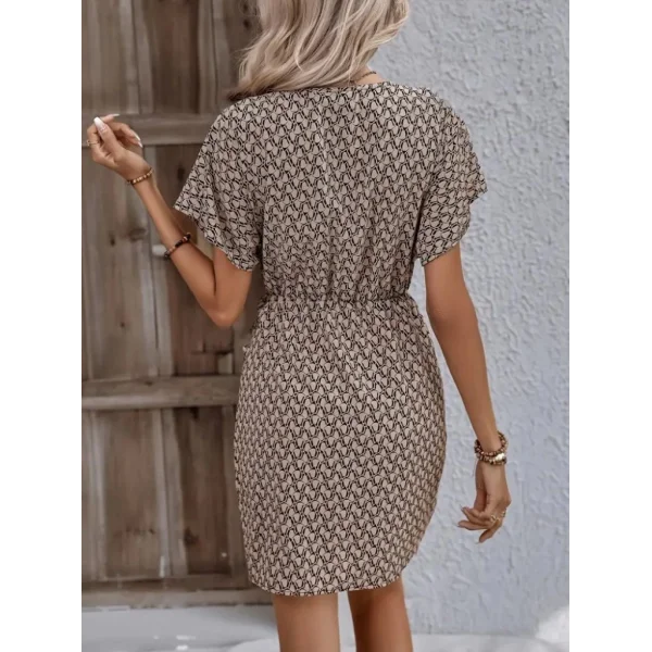 Kadın Kısa Yarasa Kollu önden Kruvaze Yaka Detaylı önden Bağlamalı Desenli Süprem Elbise