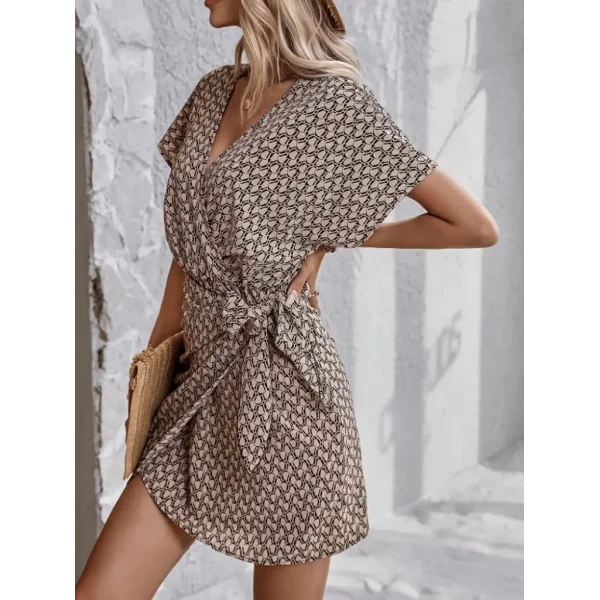 Kadın Kısa Yarasa Kollu önden Kruvaze Yaka Detaylı önden Bağlamalı Desenli Süprem Elbise
