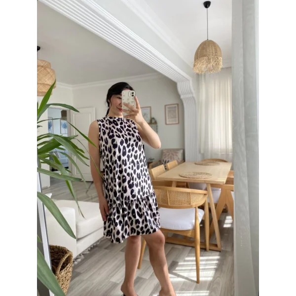 Kadın Kolsuz Sırttan Bağlamalı Fırfırlı Leopar Desenli Süprem Elbise