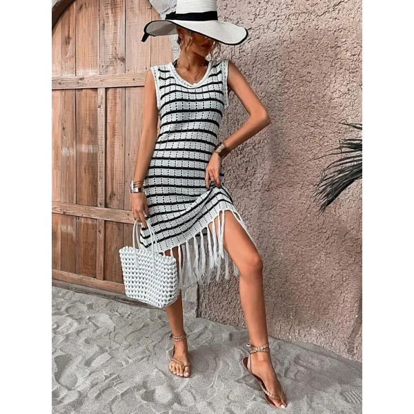 Kadın Kolsuz V Yaka Eteği Püsküllü çizgi Desen Triko Elbise