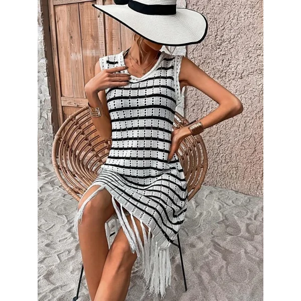Kadın Kolsuz V Yaka Eteği Püsküllü çizgi Desen Triko Elbise
