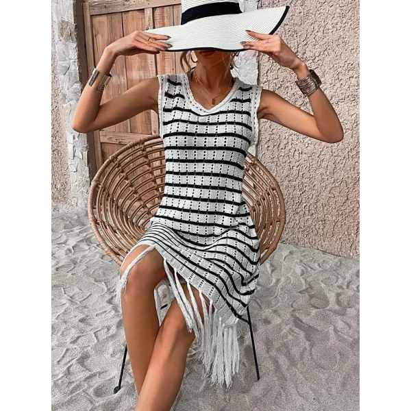 Kadın Kolsuz V Yaka Eteği Püsküllü çizgi Desen Triko Elbise