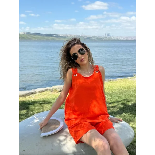 Kadın Kolsuz V Yaka Kuş Gözü Detay Bluz Short Aerobin Ikili Takım