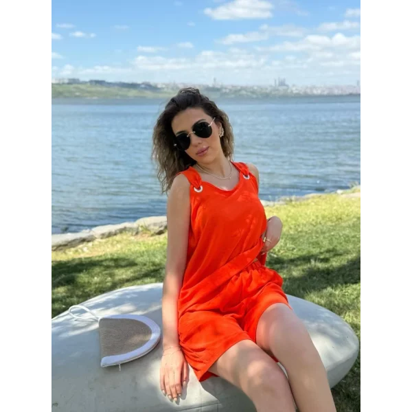 Kadın Kolsuz V Yaka Kuş Gözü Detay Bluz Short Aerobin Ikili Takım