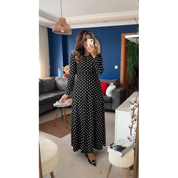 Kadın Krep Kumaş Uzun Kollu Tam Boy Puantiyeli Elbise 132 Cm