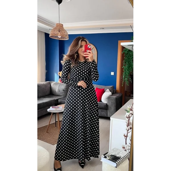 Kadın Krep Kumaş Uzun Kollu Tam Boy Puantiyeli Elbise 132 Cm