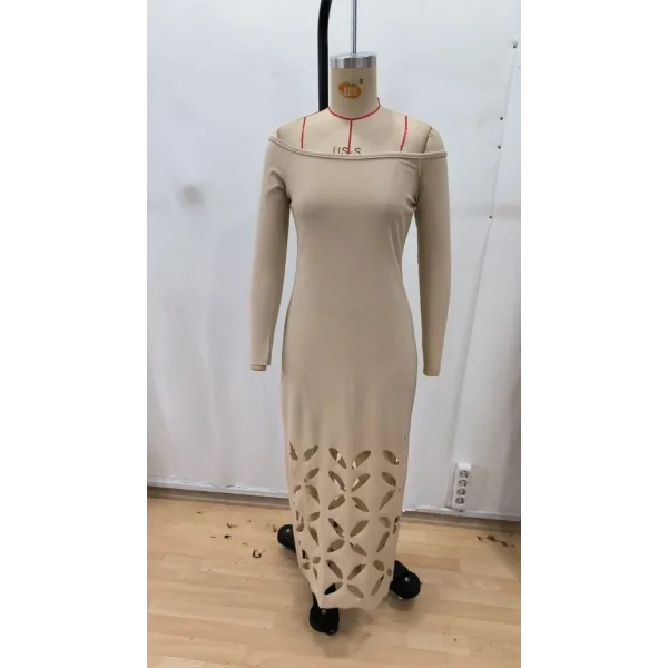 Kadın Madonna Yaka Uzun Kollu Lazer çiçek Kesim Detaylı Uzun Ithal Krep Elbise