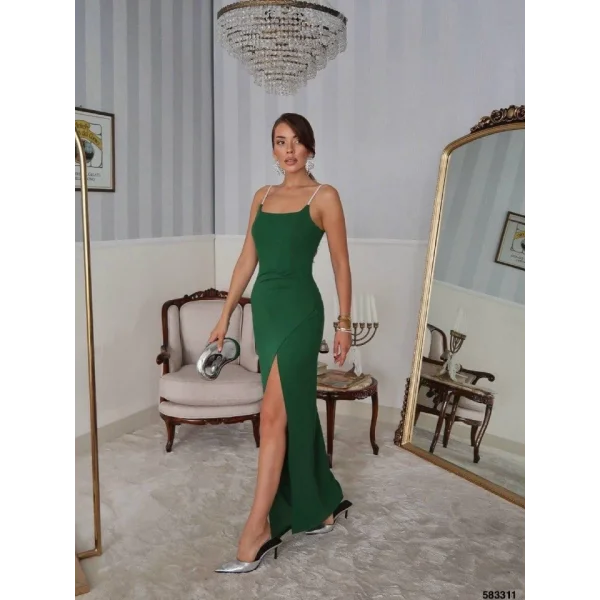 Kadın Omuz Askılı Derin Yırtmaç Detay Maxi Boy Elbise