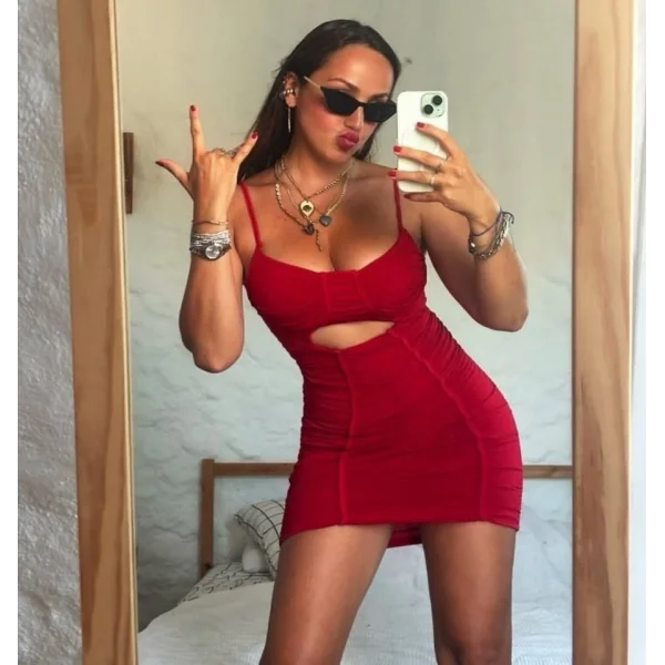 Kadın Omuz Askılı Göbek Ve ırt Dekolteli Gipe Ve Büzgü Detay Fırsat ürün ini Elbise