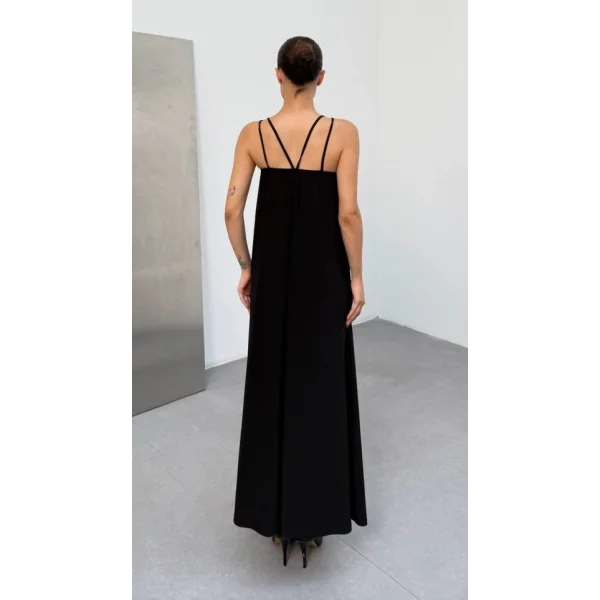 Kadın Omuz Askılı Kuş Gözü Zincir Detay Sandy Kumaş Maxi Boy Elbise