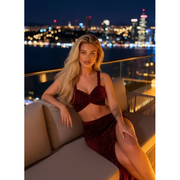 Kadın Omuz Askılı Zebra Desen Simli Kumaş Büstiyer Ve Derin Yırtmaç Dekolteli Etek Ikili Takım