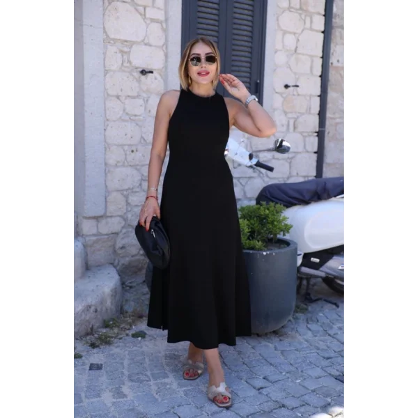 Kadın Omuzlardan Açık Arkadan Aksesuar Detaylı Yırtmaçlı Janjan Krep Elbise