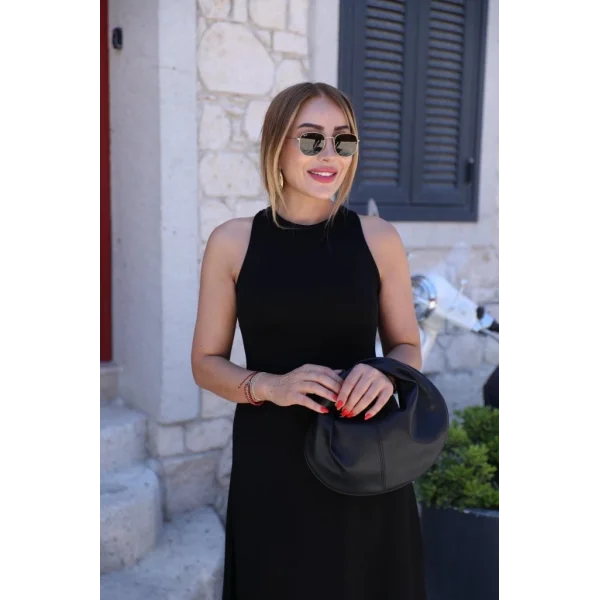 Kadın Omuzlardan Açık Arkadan Aksesuar Detaylı Yırtmaçlı Janjan Krep Elbise