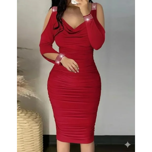 Kadın Omuzlardan Açık Uzun Kollu Taşlı Degaje Yakalı Sandy Midi Elbise