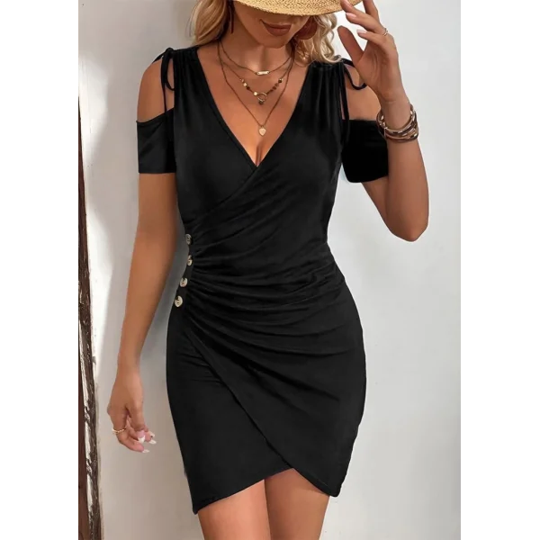 Kadın Omuzlardan Açık V Yakalı Kısa Kollu Yanlardan Büzgülü Düğme Detaylı Janjan Krep Elbise