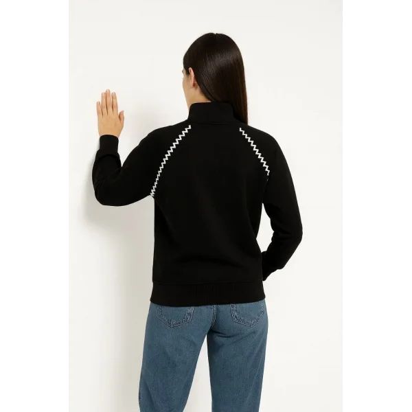 Kadın Oversize Dik Yaka Fermuarlı Sweatshirt - Zincir Nakışli Kanguru Cepli, - Siyah