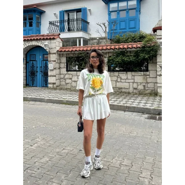 Kadın Sandy Kumaş Bağıcık Detaylı şort