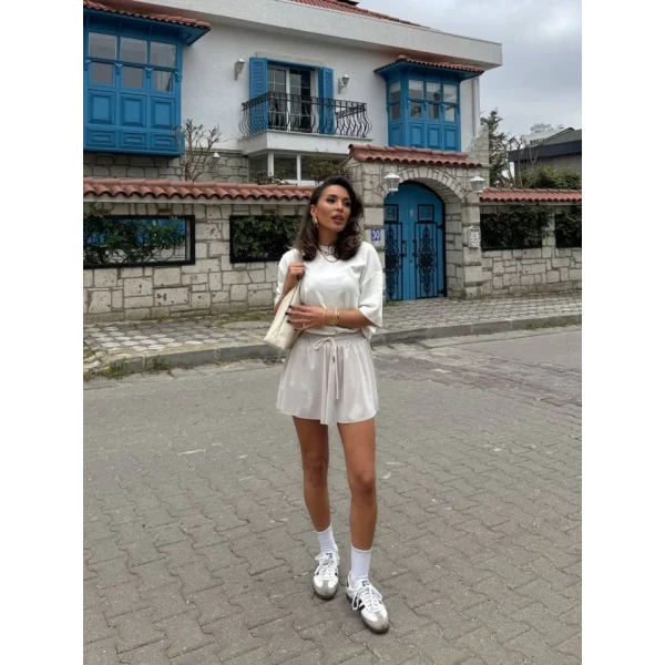 Kadın Sandy Kumaş Bağıcık Detaylı şort