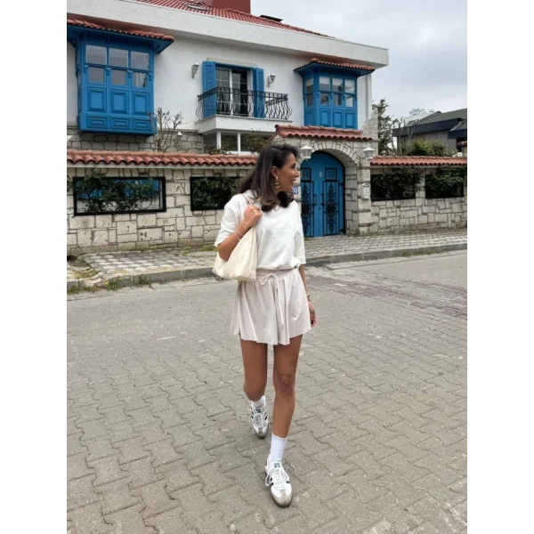 Kadın Sandy Kumaş Bağıcık Detaylı şort