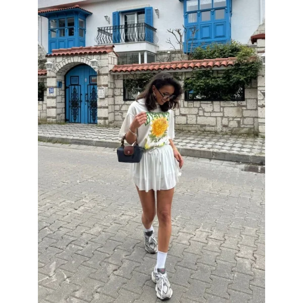 Kadın Sandy Kumaş Bağıcık Detaylı şort