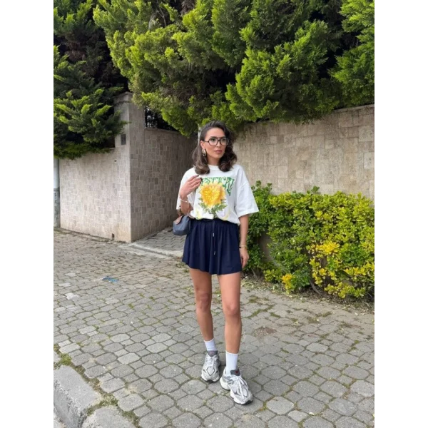 Kadın Sandy Kumaş Bağıcık Detaylı şort