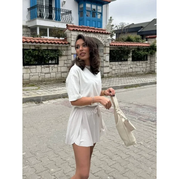 Kadın Sandy Kumaş Bağıcık Detaylı şort