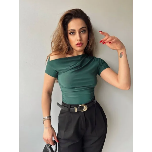 Kadın Sandy Kumaş Düşük Omuz Bluz