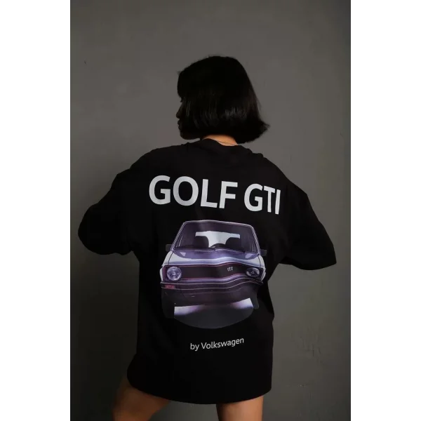 Kadın Oversize Baskılı Tişört – Golf GTI Retro Araba Desenli, Ön & Arka Dijital Baskı, Sokak Modası Stil - Siyah