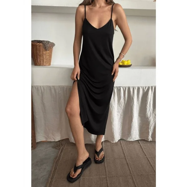 Kadın Siyah Asansör Askılı Çift Yırtmaçlı Helen Elbise