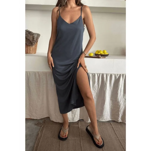 Kadın Siyah Asansör Askılı Çift Yırtmaçlı Helen Elbise