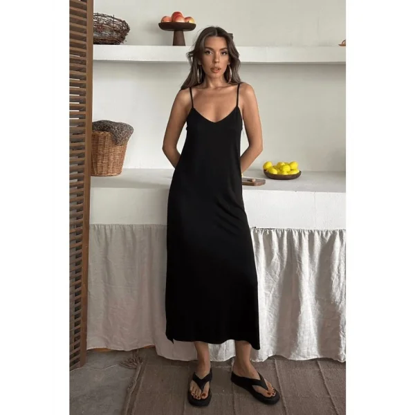 Kadın Siyah Asansör Askılı Çift Yırtmaçlı Helen Elbise