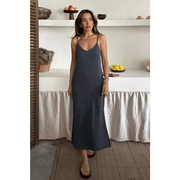 Kadın Siyah Asansör Askılı Çift Yırtmaçlı Helen Elbise