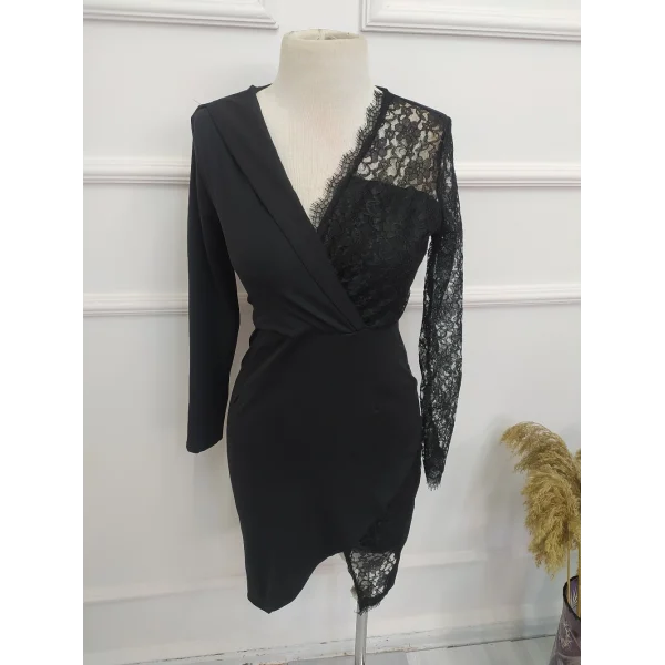 Kadın Siyah Uzun Kollu Tek Kolu Dantel Detay V Yakalı Yırtmaçlı Dalgıç Elbise