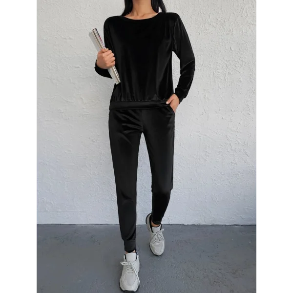 Kadın Siyah Uzun Kollu Tek Omuzu Açık Kadifetakım