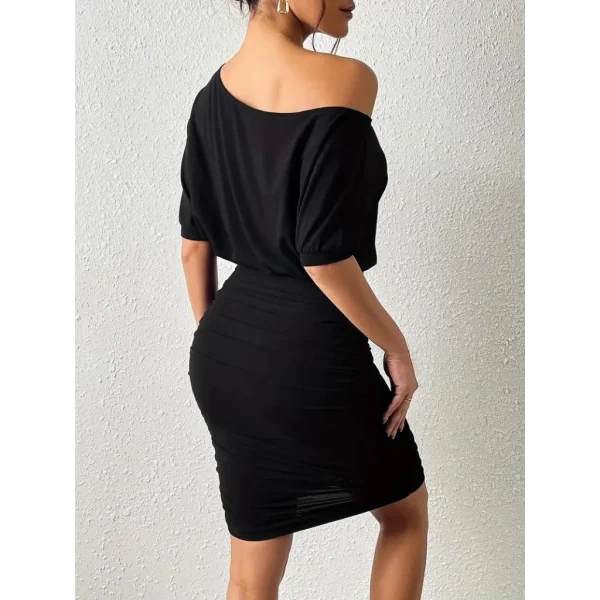 Kadın Tek Omuzu Açık Büzgülü Kısa Sandy Elbise