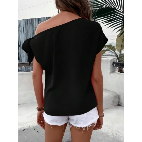 Kadın Tek Omuzu Açık Koldan Bağlamalı Janjan Krep Bluz